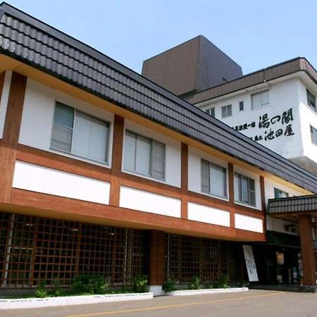 Готель Yunokaku Ikedaya Teshikaga Екстер'єр фото